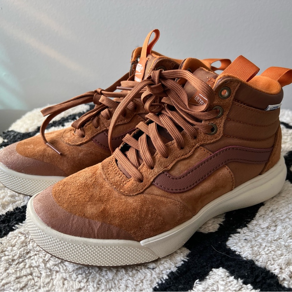 Vans Suede Ultrarange Hi Top